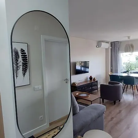 Modern In Do Vau -