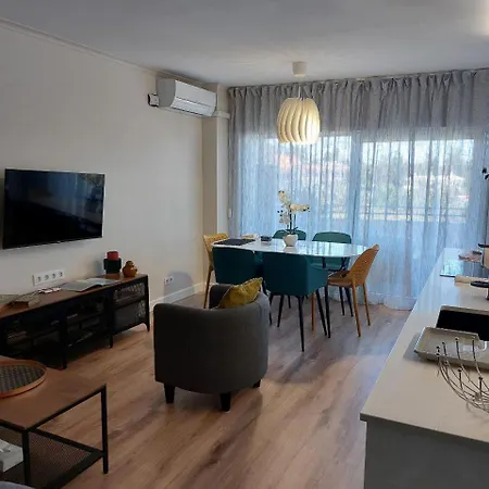 Modern In Do Vau - *